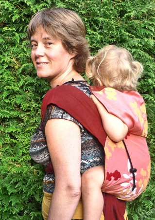 Grand Mei tai chinois rouge rembourre comme porte bebe ventral et porte bebe dorsal