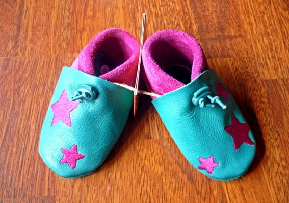 Chaussons bébé fille en cuir